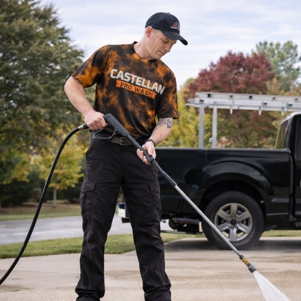 Professional exterior cleaning services in Creve Coeur, MO
